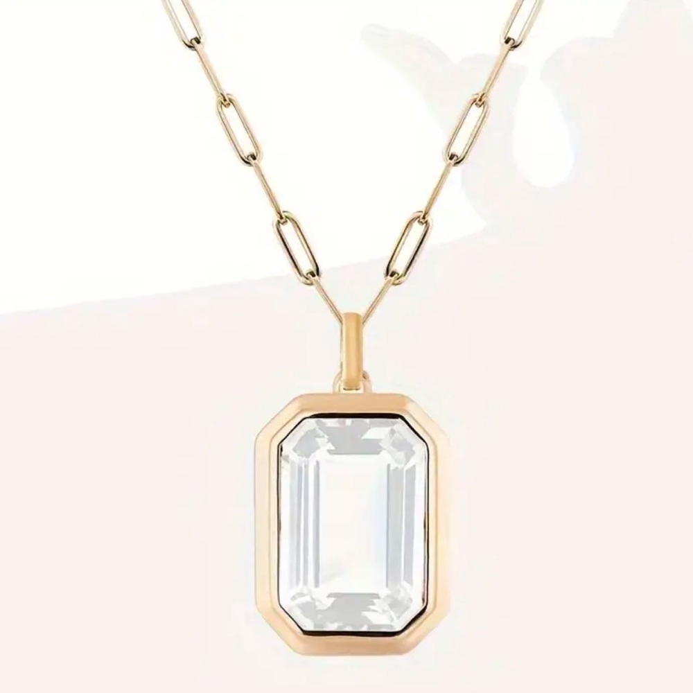 Winter Gem Pendant Necklace